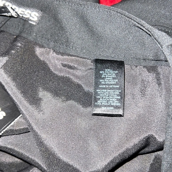 Express black peplum midi skirt Sz  8 - Picture 11 of 12